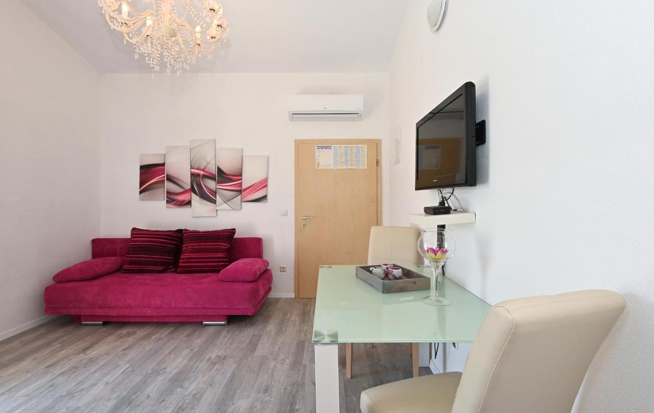 Apartments Villa Filip Trogir Exterior foto