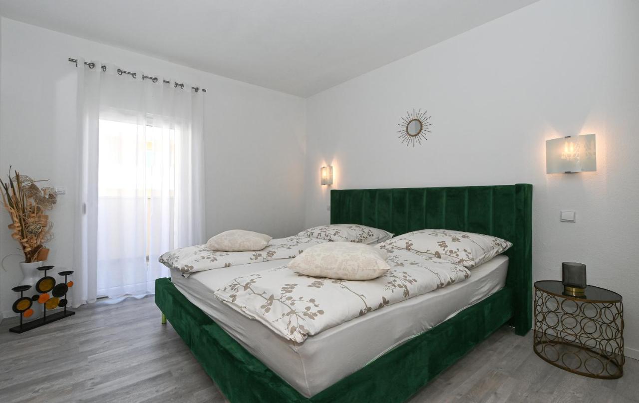 Apartments Villa Filip Trogir Exterior foto
